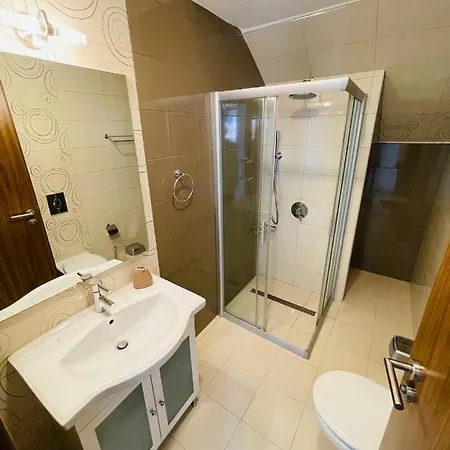 Villa Luxury Incaraki
